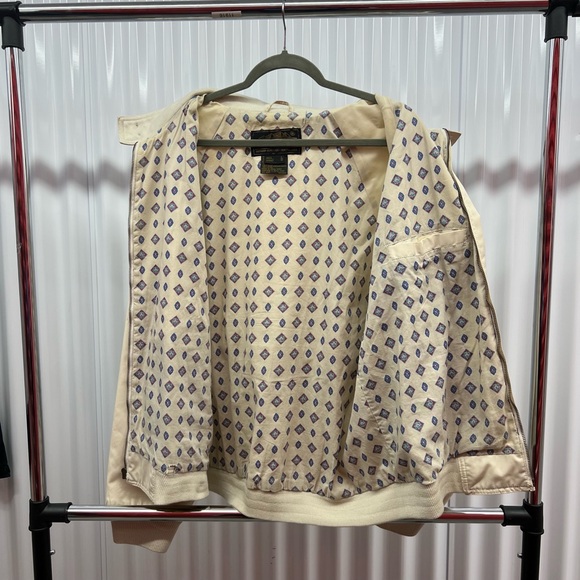 Eddie Bauer Windbreaker - Picture 2 of 5